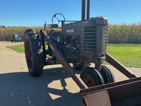 Image of John Deere A equipment image 1