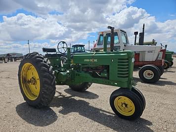 Main image John Deere B