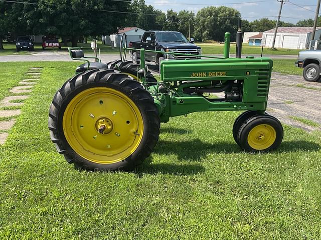 Image of John Deere B equipment image 3