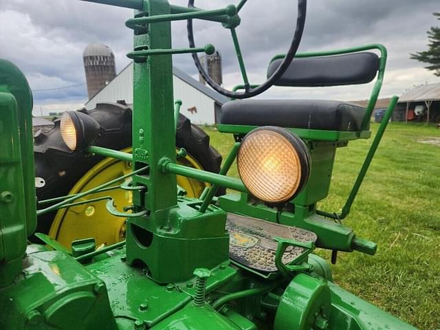 Image of John Deere B equipment image 4