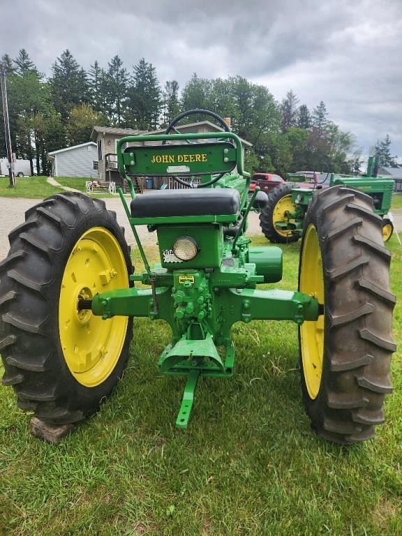 Image of John Deere B equipment image 2