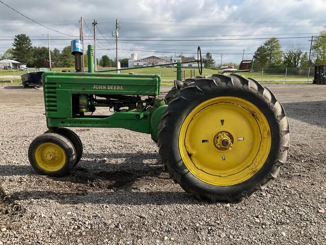 Image of John Deere B equipment image 3