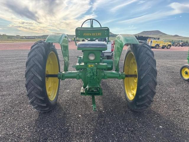 Image of John Deere B equipment image 4