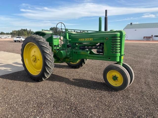 Image of John Deere B equipment image 1
