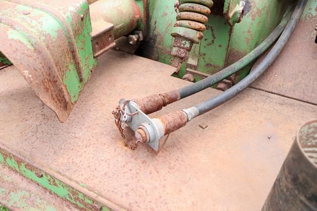 Image of John Deere D equipment image 4
