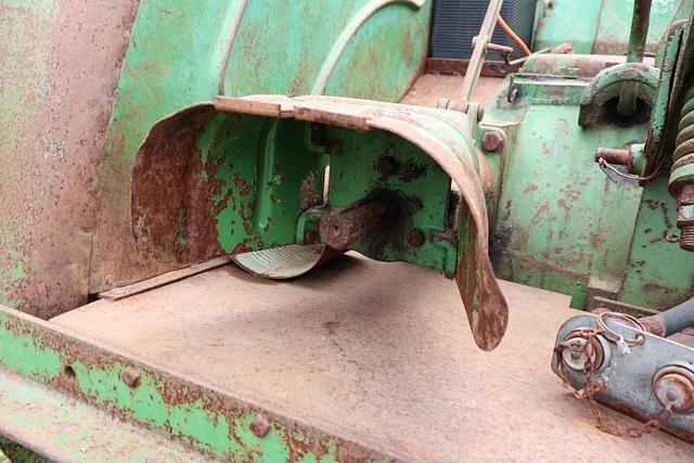 Image of John Deere D equipment image 3
