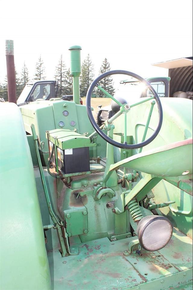 Image of John Deere D equipment image 3