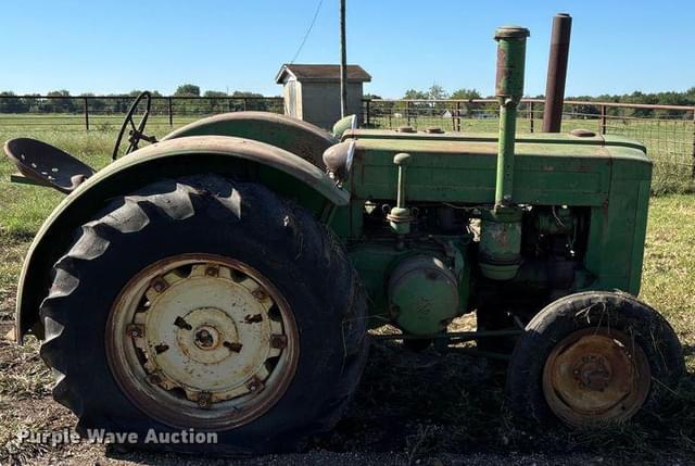 Image of John Deere D equipment image 3