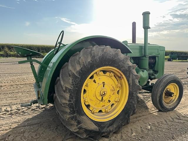 Image of John Deere D equipment image 3