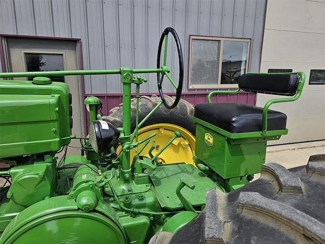 Image of John Deere G equipment image 4