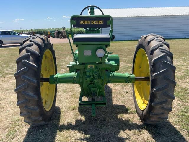 Image of John Deere A equipment image 3