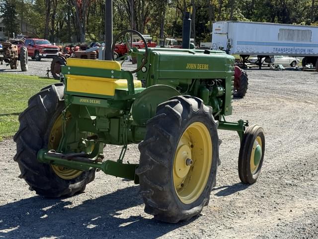 Image of John Deere M equipment image 4