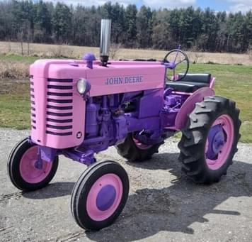 Main image John Deere M