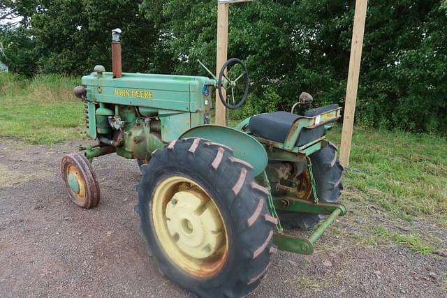 Image of John Deere M equipment image 4