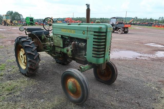 Image of John Deere M equipment image 2