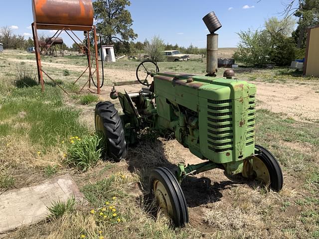 Image of John Deere M equipment image 1