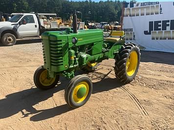 Main image John Deere M