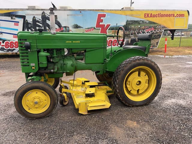 Image of John Deere M equipment image 1