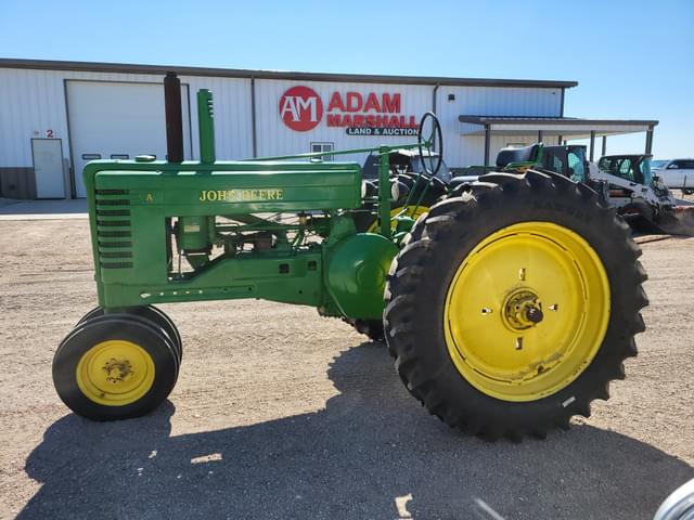 Image of John Deere A equipment image 4
