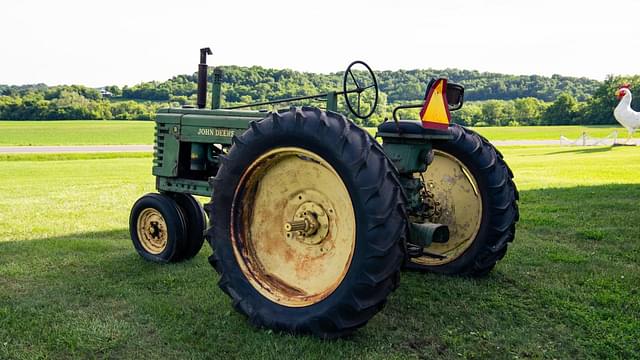Image of John Deere B equipment image 3
