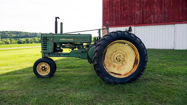 Image of John Deere B equipment image 2