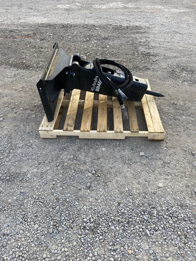 Image of Kubota BR460 equipment image 1
