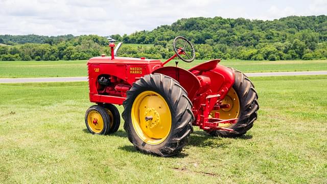 Image of Massey-Harris 20 equipment image 4