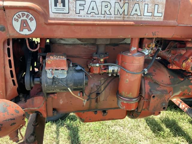 Image of Farmall Super A equipment image 3