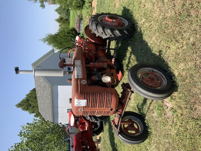 Image of Farmall Super A equipment image 1