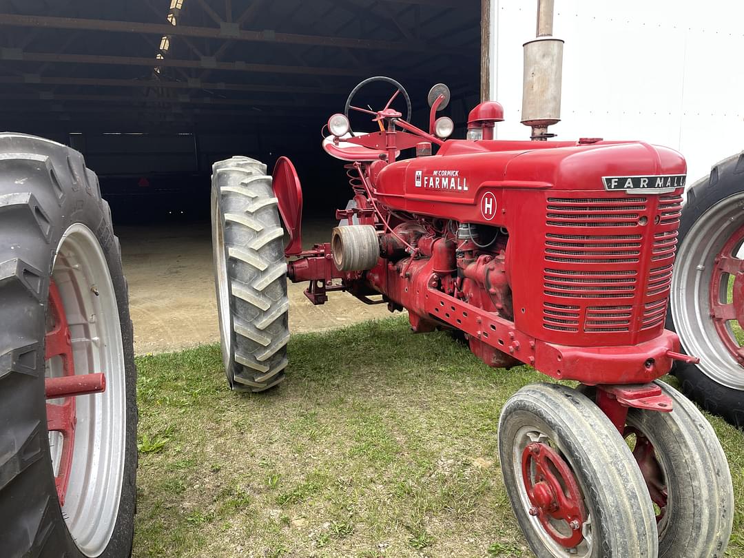Image of Farmall H Primary image