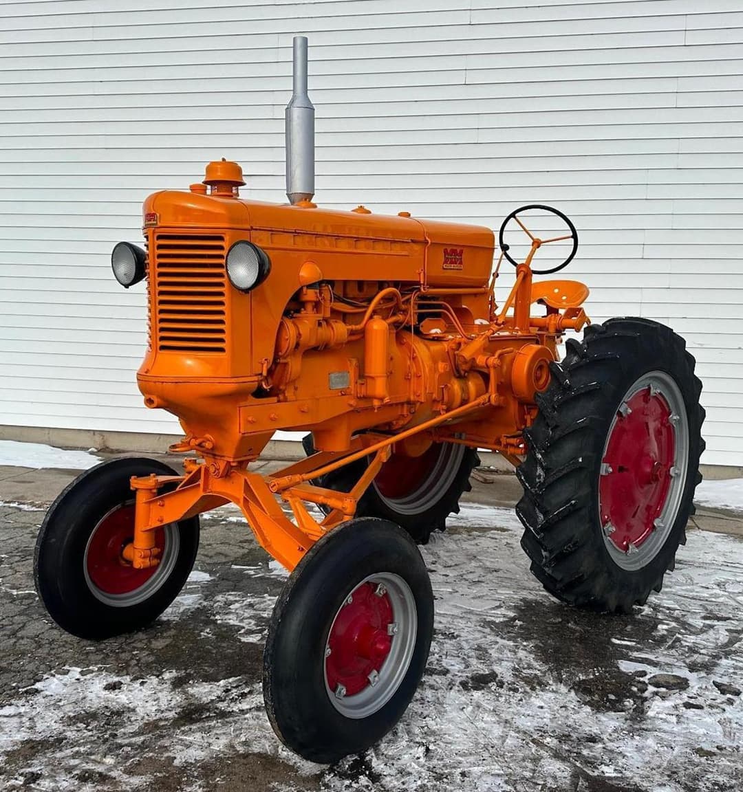 Image of Minneapolis-Moline UTC Primary image