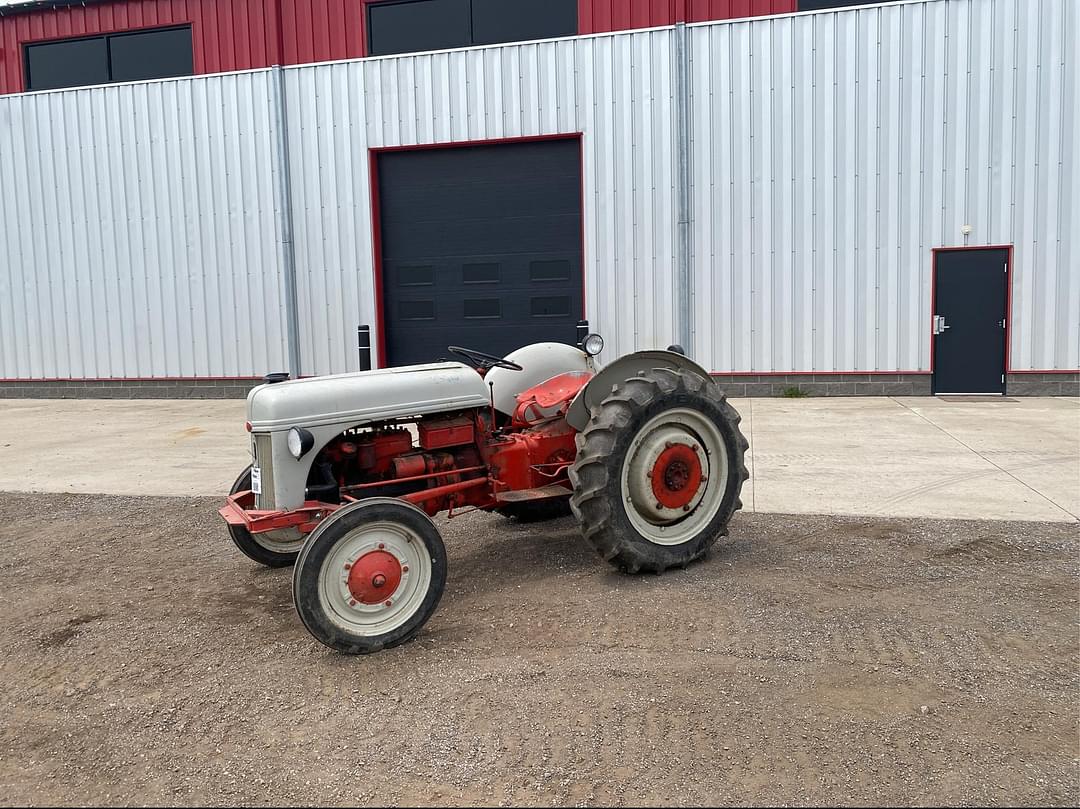 Image of Ford 8N Primary image