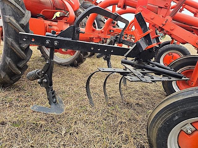 Image of Allis Chalmers G equipment image 3