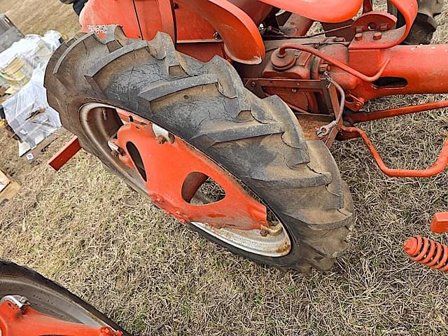 Image of Allis Chalmers G equipment image 3