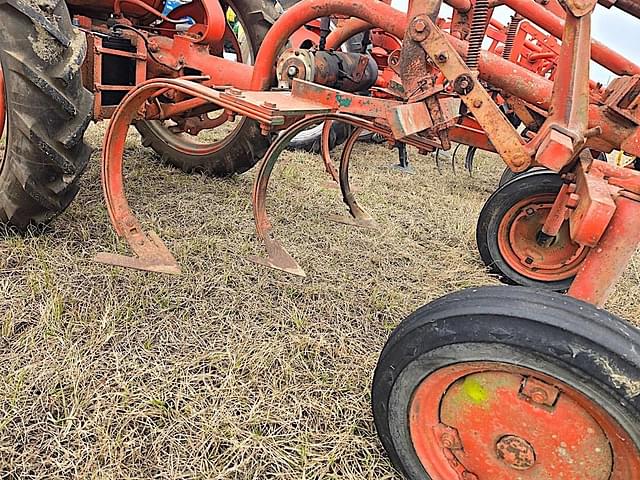 Image of Allis Chalmers G equipment image 2