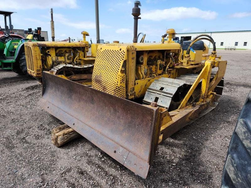 Main image Caterpillar D2