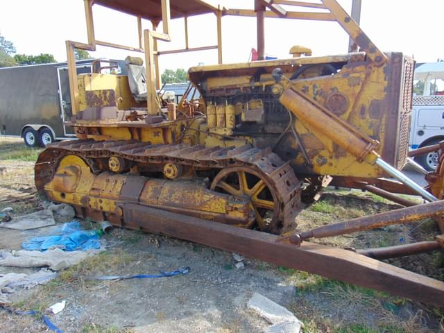 Image of Caterpillar D8 equipment image 4