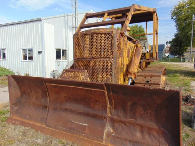 Image of Caterpillar D8 equipment image 1