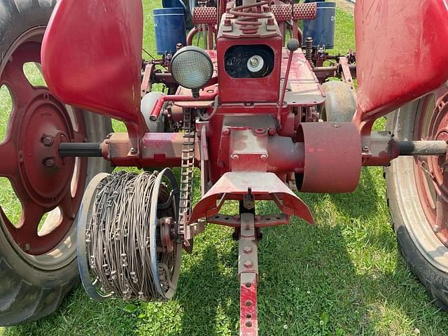 Image of Farmall C equipment image 4