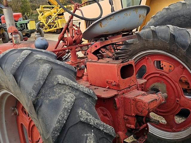 Image of Farmall C equipment image 2