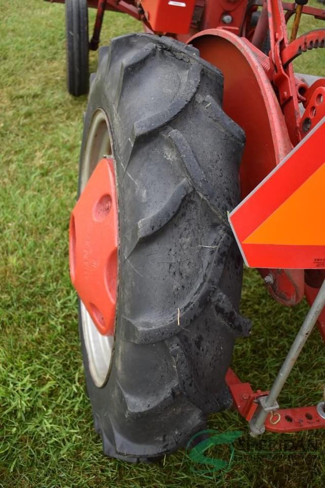Image of Farmall Cub equipment image 3