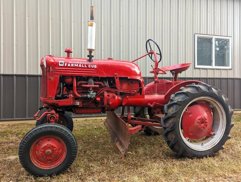 Main image Farmall Cub