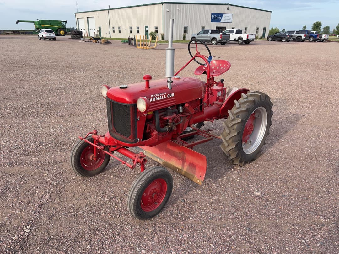 Image of Farmall Cub Primary image