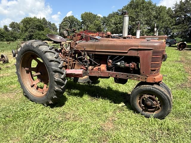 Image of Farmall H equipment image 1