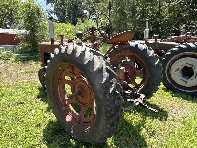 Image of Farmall H equipment image 4