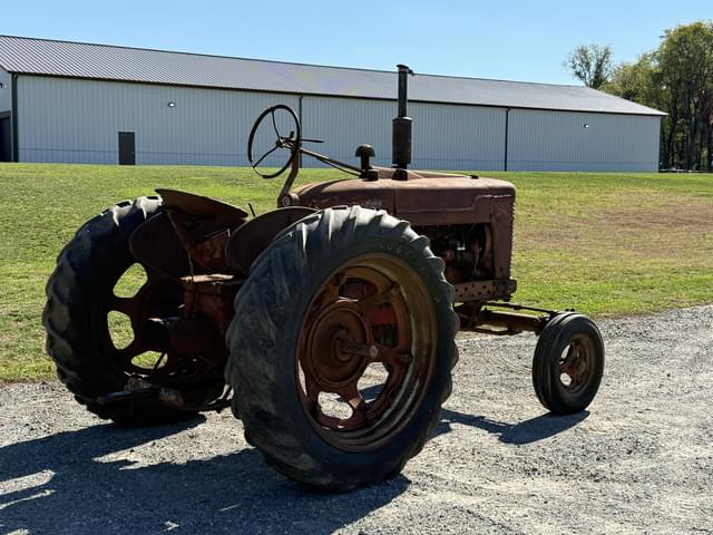 Image of Farmall M equipment image 4
