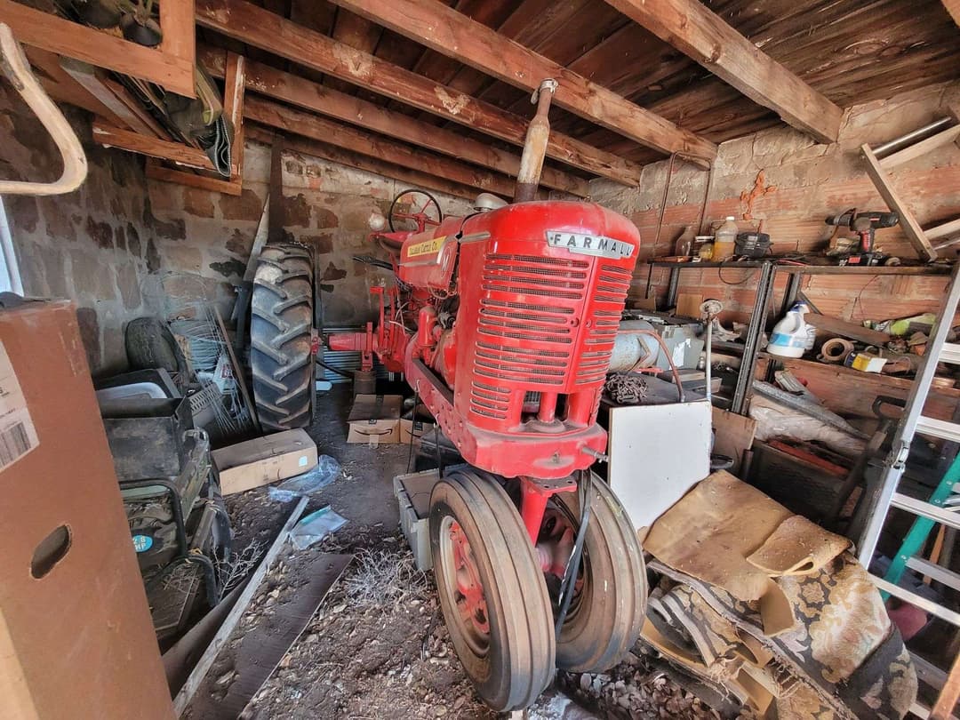 Image of Farmall M Primary image