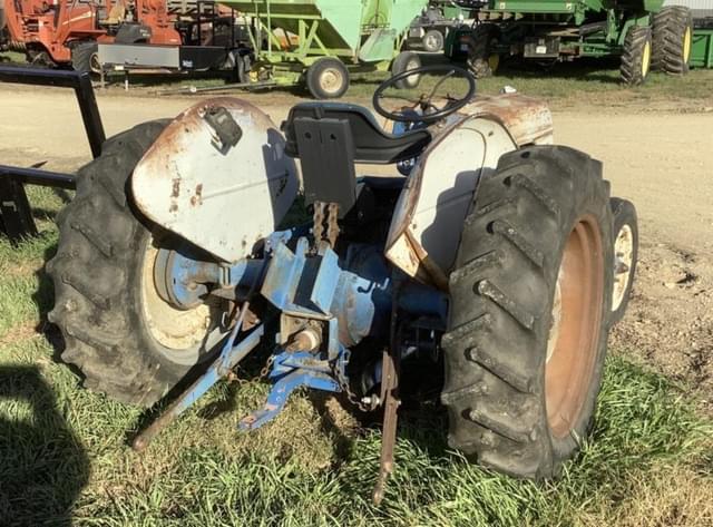 Image of Ford 8N equipment image 1
