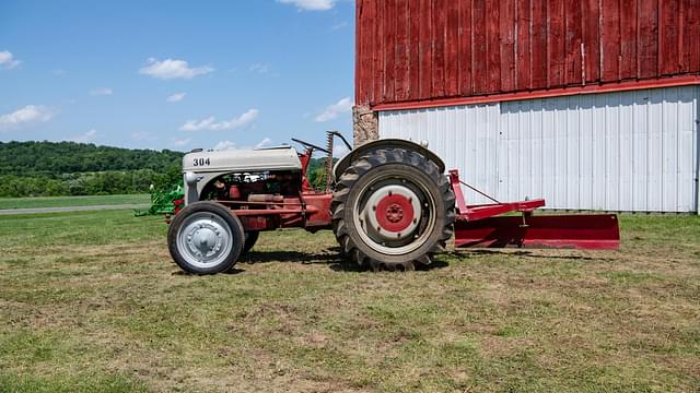 Image of Ford 9N equipment image 2