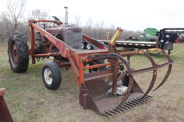 Image of International Harvester M equipment image 1